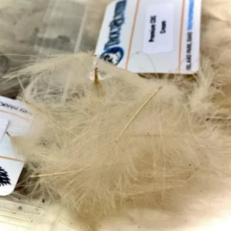 Trout Hunter CDC Feathers Dyed Bulk 3.5 gram - Your Premium Fishing Gear Store Rods Lines Baits Accessories^ Online